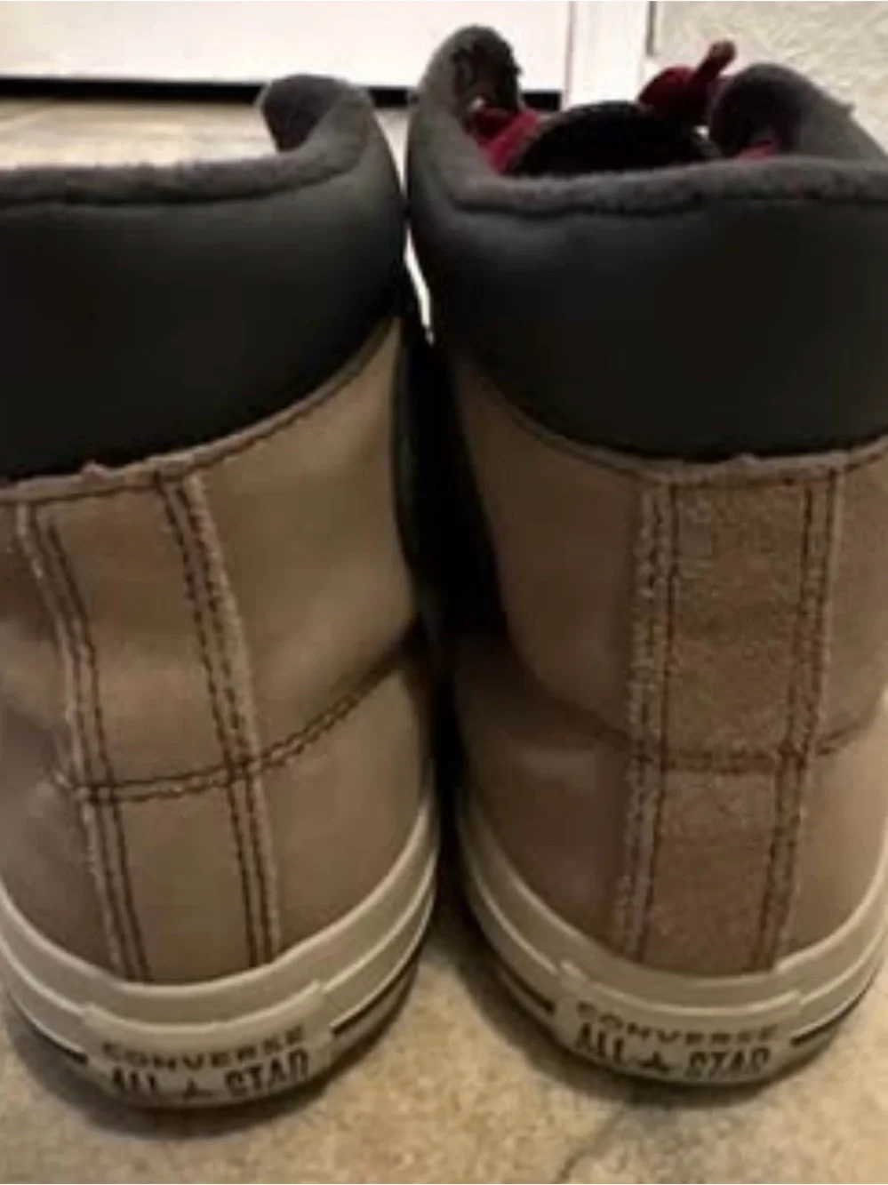 Like *NEW* Custom young men’s 6 Converse leather & suede high top sneakers